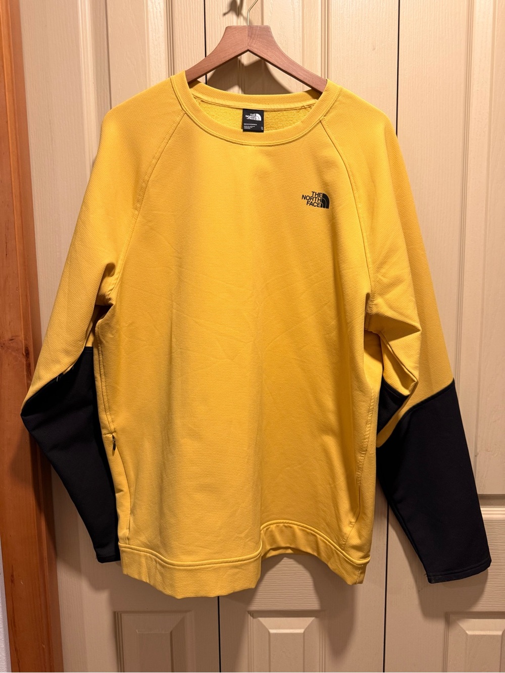 The North Face Yellow & Black Lightweight Crew Sweatshirt